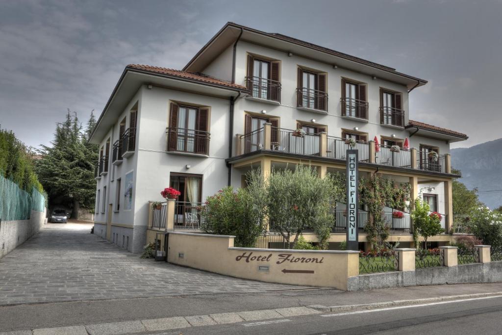 Hotel Fioroni Bellagio Exterior photo